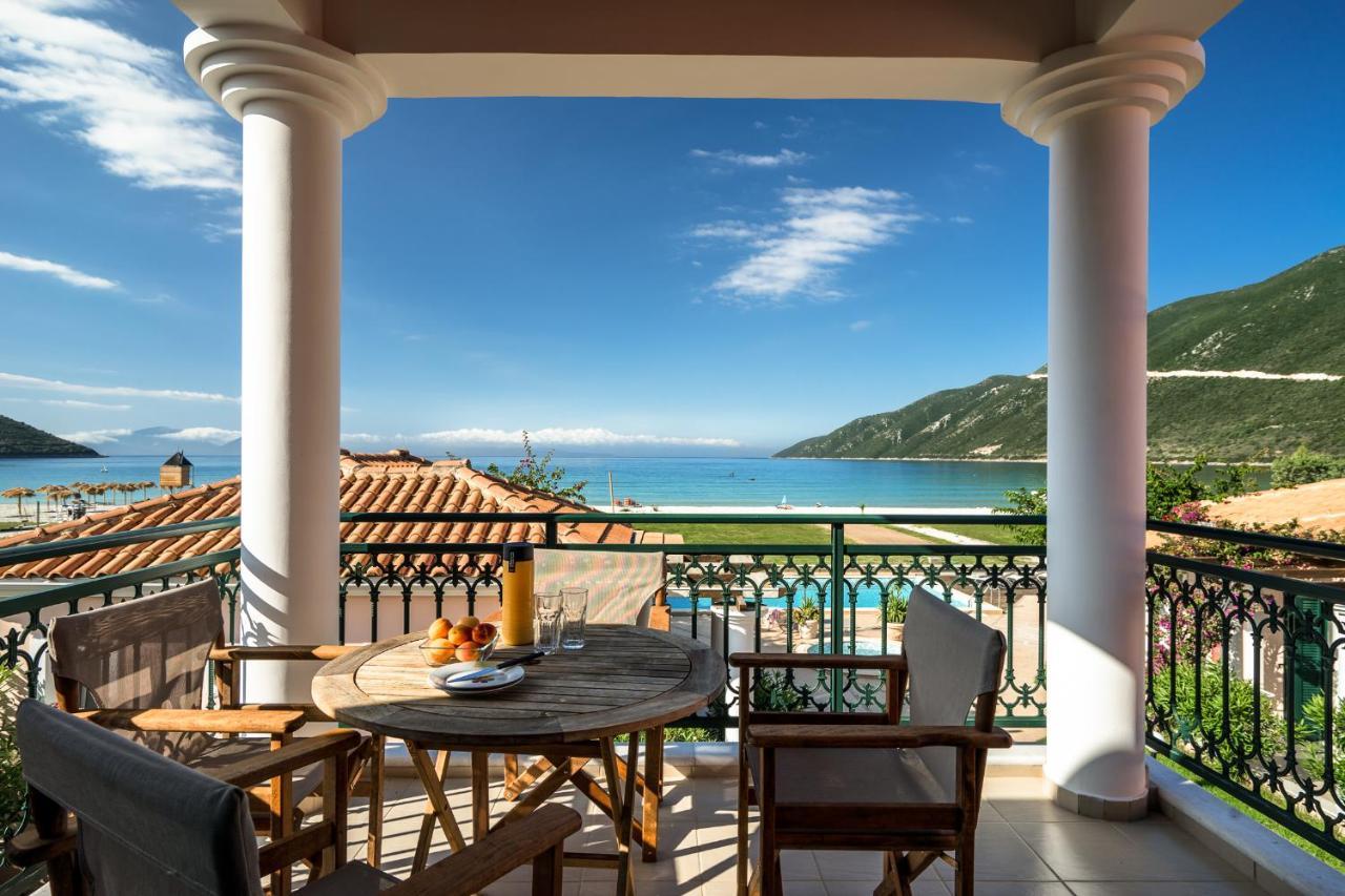Aktes Villas Vasiliki Exterior photo